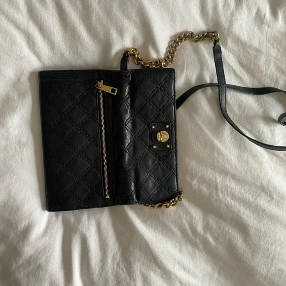 MARC JACOBS quilted black leather wallet on chain with gold hardware - Picture 2 of 7
